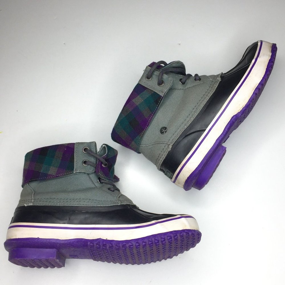Northside women's size 5 waterproof snow boots.